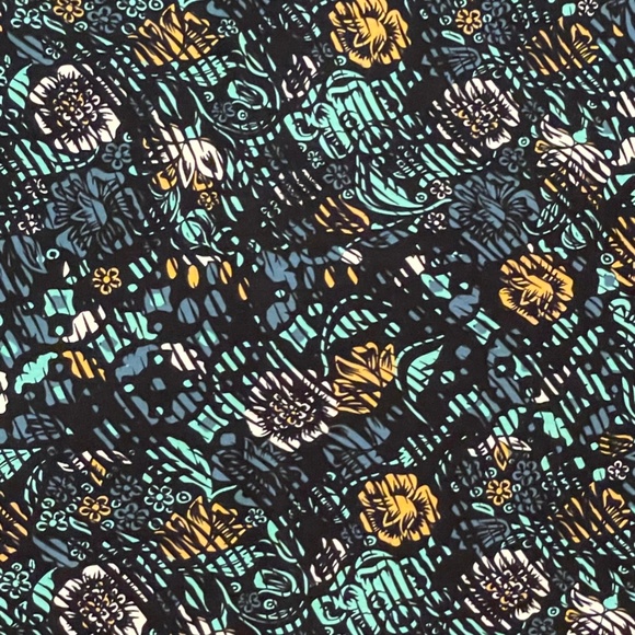 3XL LuLaRoe Perfect A-line Flowy Tee NEW Gorgeous Floral XXXLarge 26-30 - Picture 3 of 3